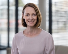 Piaggio gibt deutschen Media-Etat an Zenith Düsseldorf - Zenith-CEO Jennifer Andree und ihr Team freuen sich auf das Produkt-Portfolio von Piaggio - Foto: Zenith